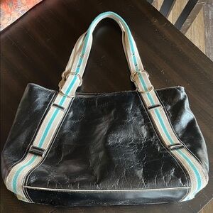 Reaction Kenneth Cole Black Leather Shoulder Bag with Striped Straps